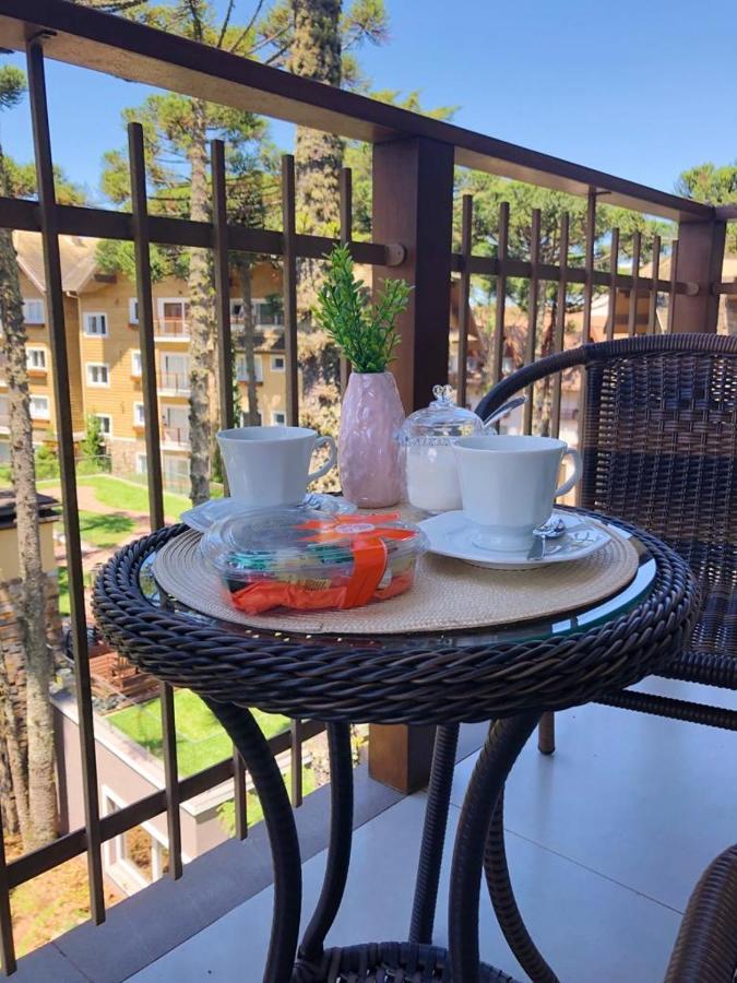 Excelente apartamento em Gramado/RS no Condomínio Casa de Pedra Exterior foto